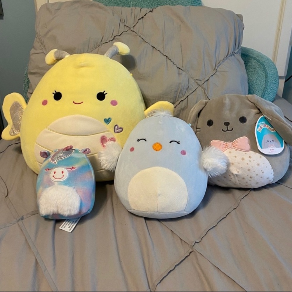 (PRICES LOWERED) SQUISHMALLOW CLOSET CLEAR OUT BUNDLE